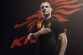 开云平台-国际合作新潮流：跨国比赛与交流推动行业全球化，国际跨国合作案例