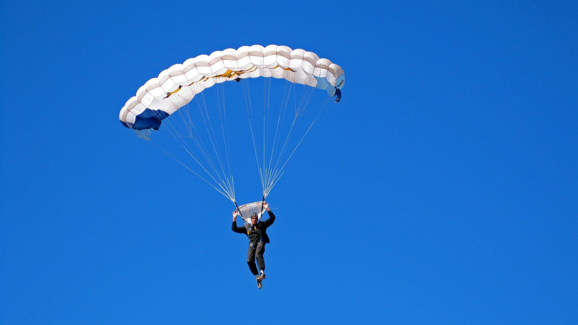 开云体育vip-加拿大队赛制深度解析：团体赛中的战术变化与心理战应用，加拿大国家队